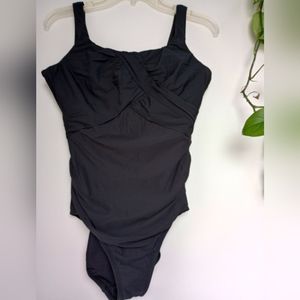 Lands End Tummy Control bra-size shirred one piece swimsuit black 10 DDD